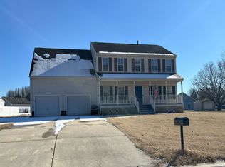 205 Marsh View Ct, Carrollton, VA 23314