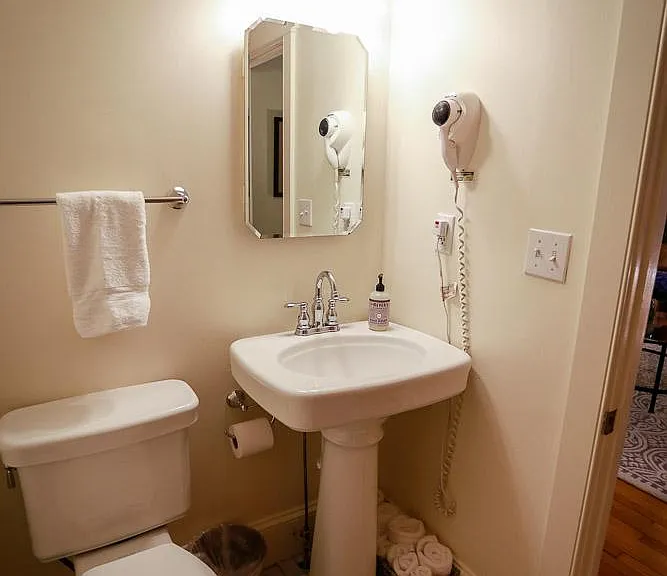 10 Holbrook St #11 — Photo 25