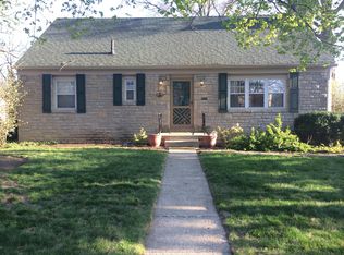 171 E Cooke Rd, Columbus, OH 43214