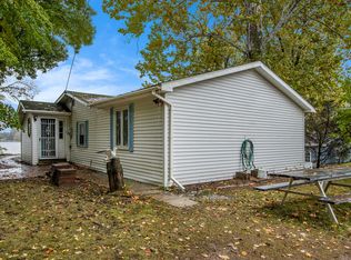 23401 River Run Rd, Mendon, MI 49072