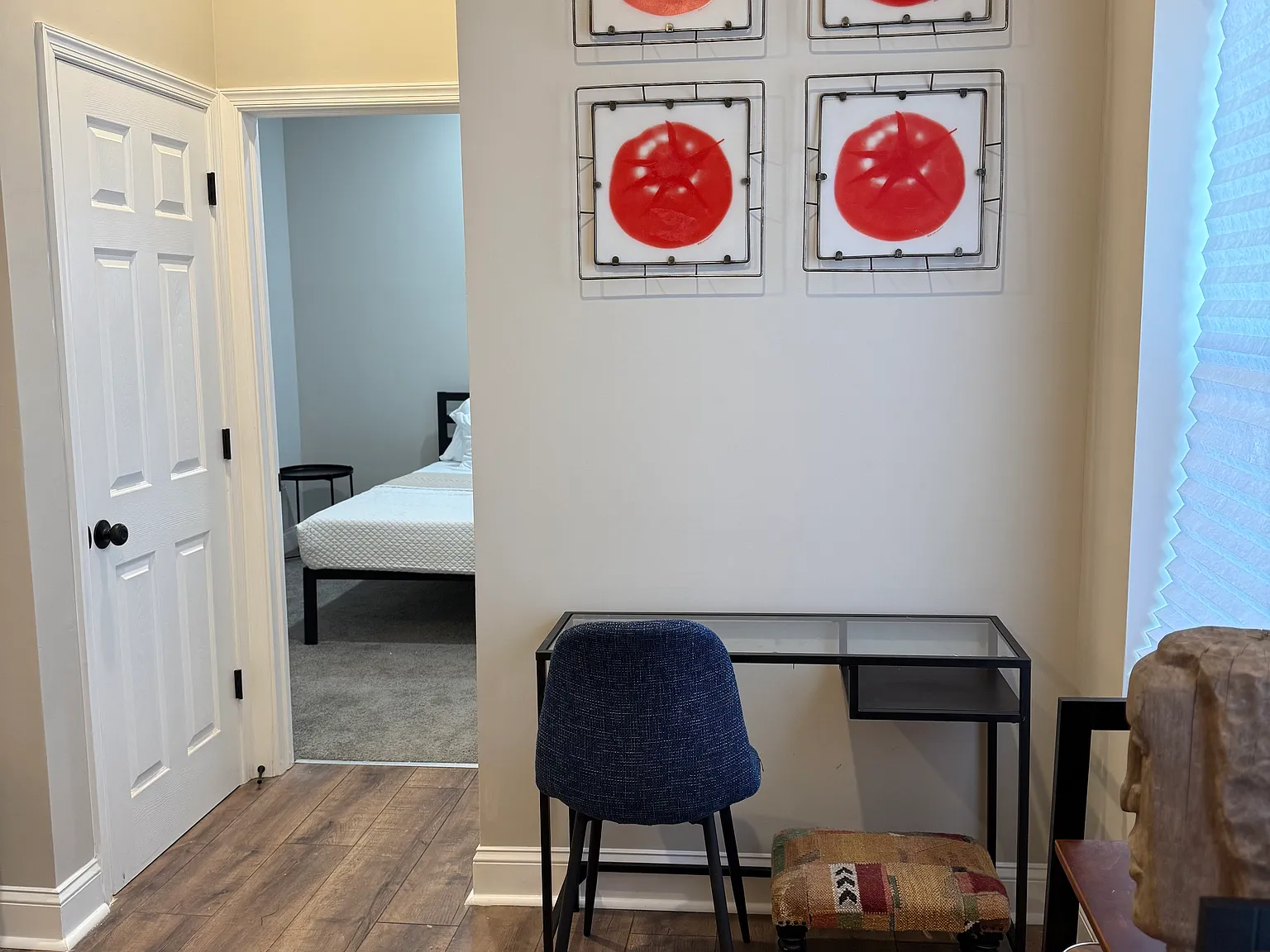 2 bed, 1.5 bath, 850 sqft, $1,799 — Photo 2