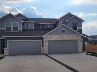 327 Caleb Ct, Cibolo, TX 78108