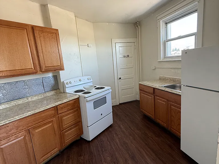 1115 Lehigh St #2 — Photo 4