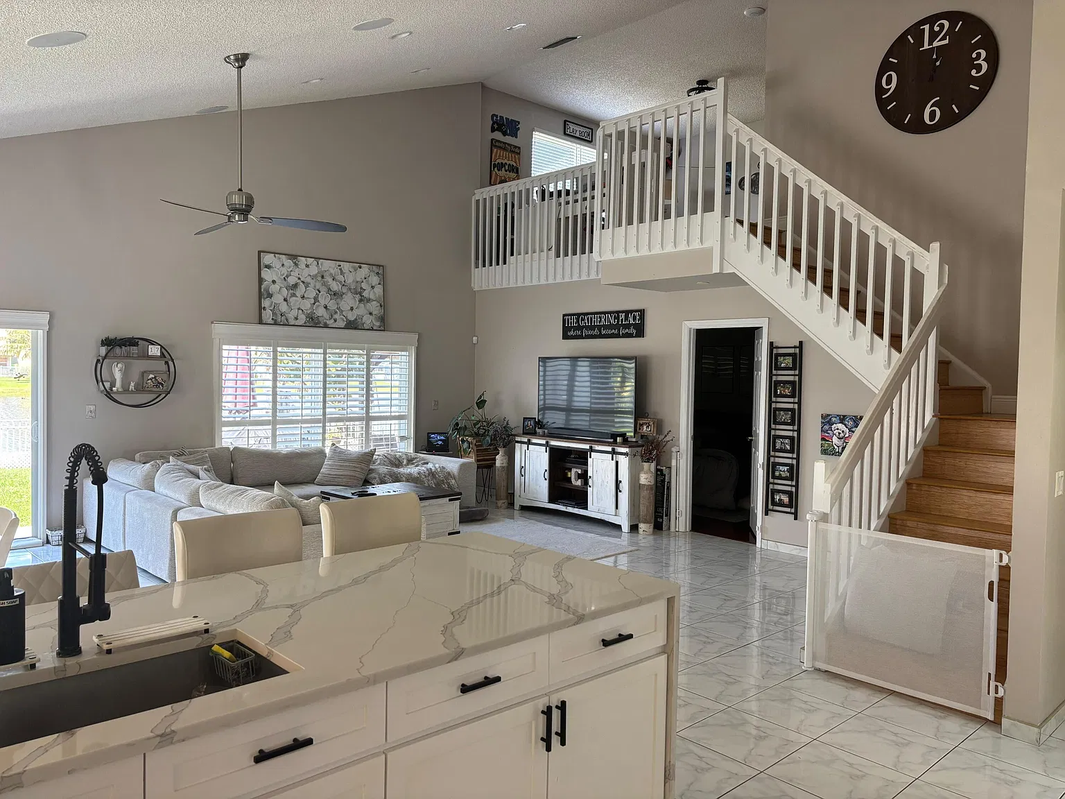 3 bed, 2.5 bath, 1937 sqft, $3,655 — Photo 3