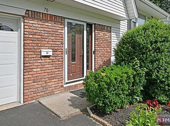 2nd image of 70 Maepaul Dr