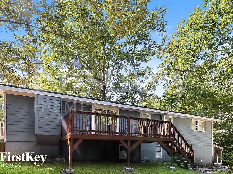 5379 Park Ave — Photo 15