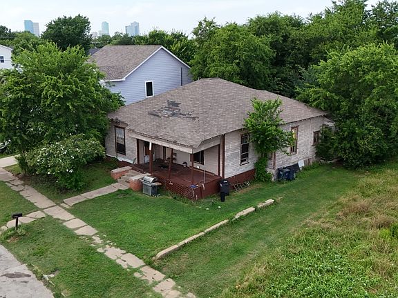 2nd image of 1713 E Tucker St