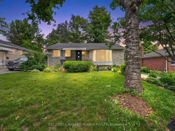 9 Vine St, Barrie, ON L4N 2B1