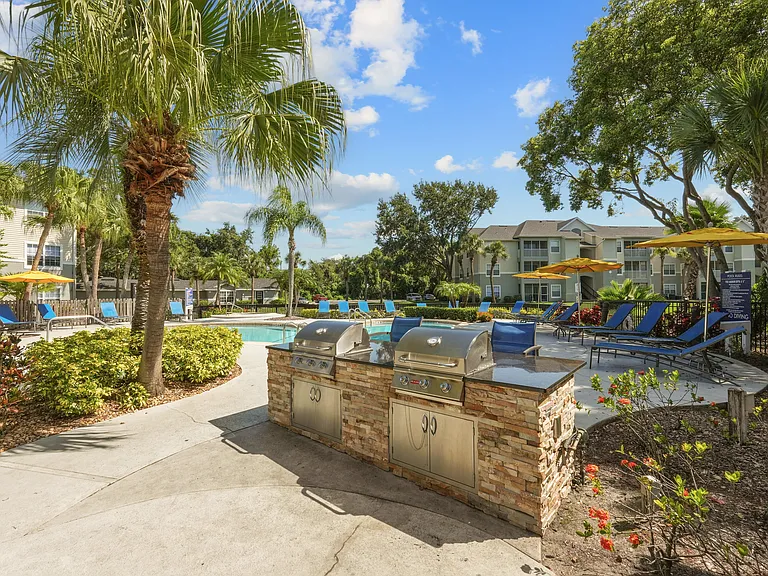 Alvista Sterling Palms — Photo 19