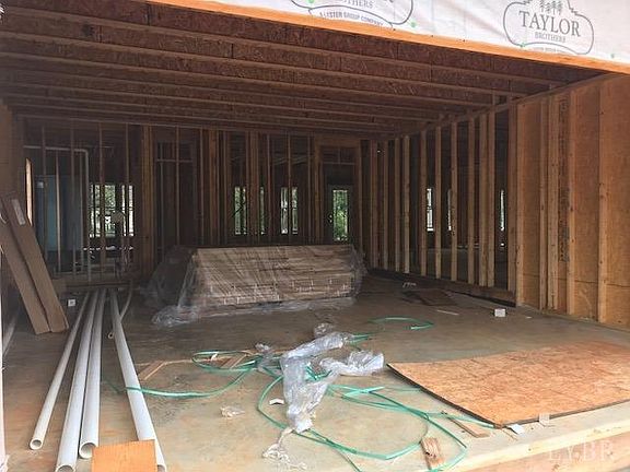 3rd image of 4 Jameson Ct Lot 4