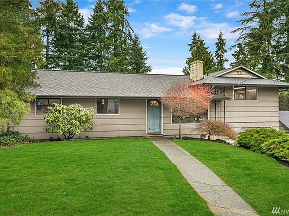 2nd image of 1833 191st St SW