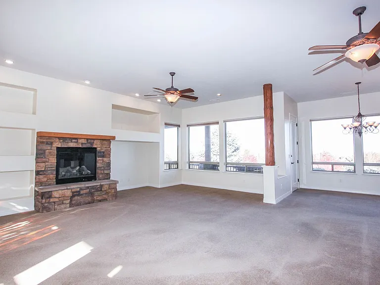1338 Mandi Ct — Photo 3