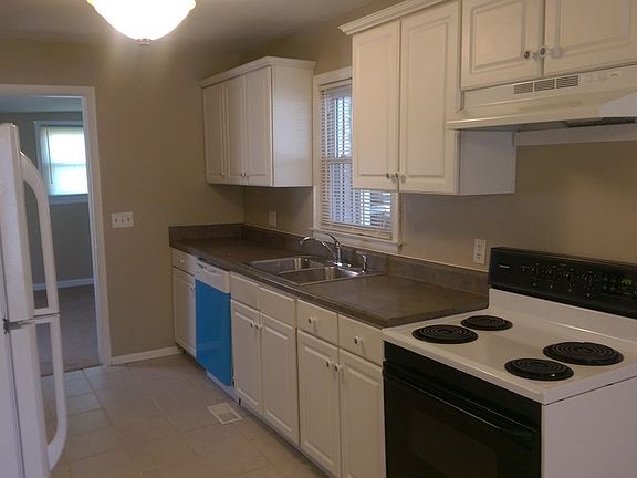 2nd image of 1545 Audubon Dr