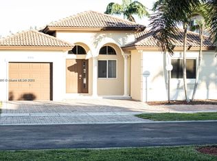 1371 NE 42nd Ave, Homestead, FL 33033