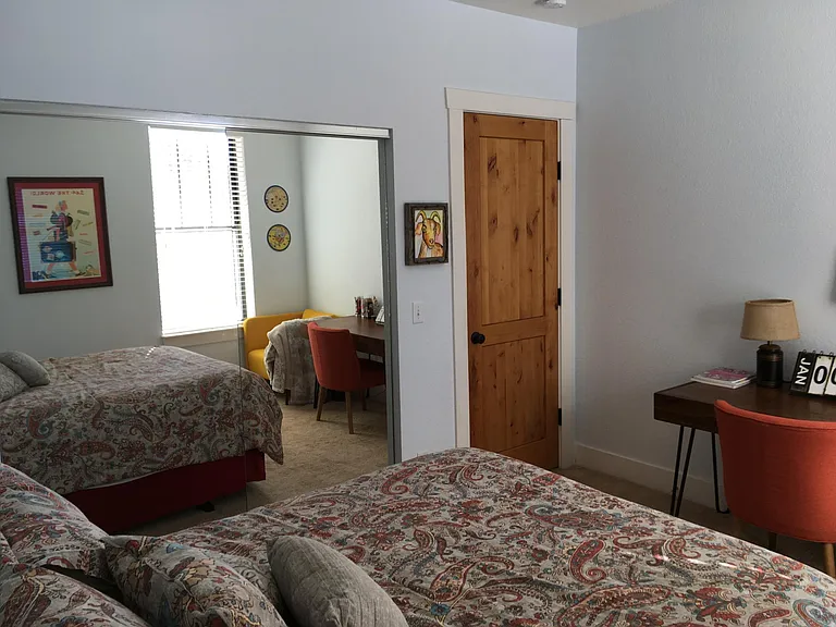 Guest bedroom