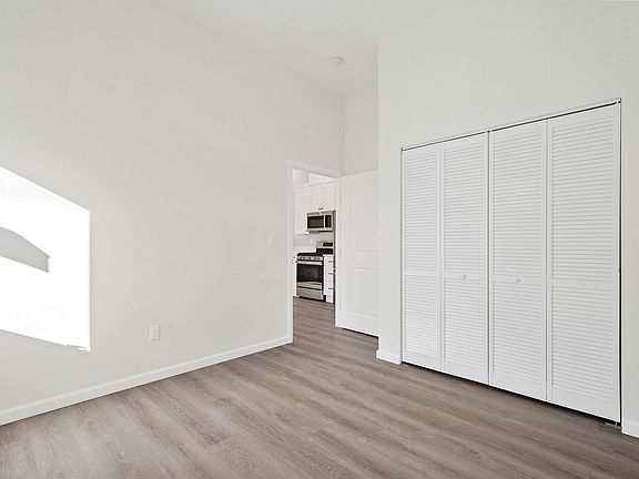 3rd image of 10320 Burin Ave