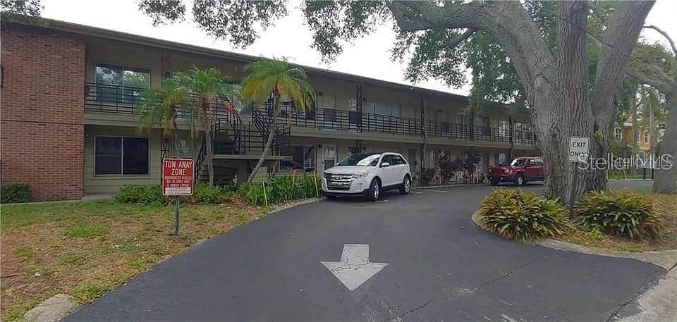 1st image of 1257 Drew St APT 4