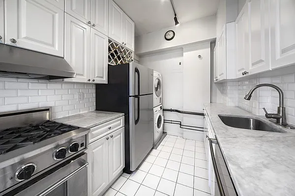 Sold by Halstead Real Estate | media 3