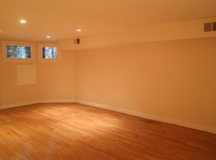 3367 18th St NW #B, Washington, DC 20010