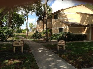 9441 Palm Cir N #0, Hollywood, FL 33025