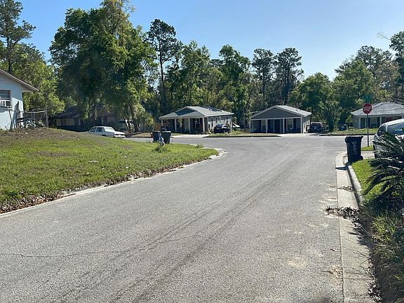 4th image of 3407 SE 22nd Pl