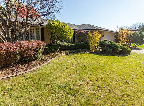2nd image of 7321 Bayberry Ln