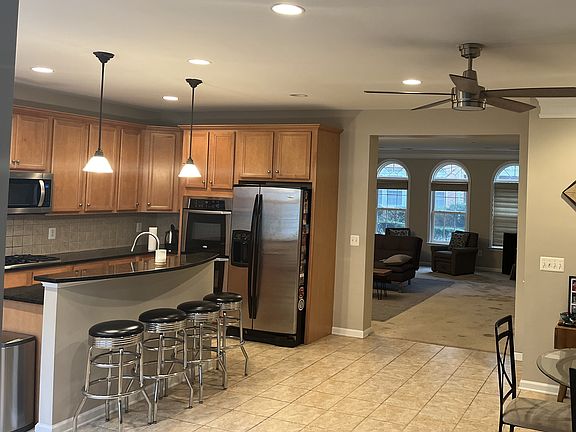 3rd image of 3750 Mary Evelyn Way