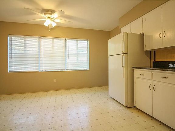 5th image of 739 Mississippi Ave