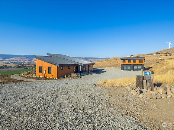 2nd image of 631 Deer Valley Dr