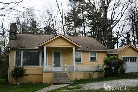 1st image of 523 N Oak St