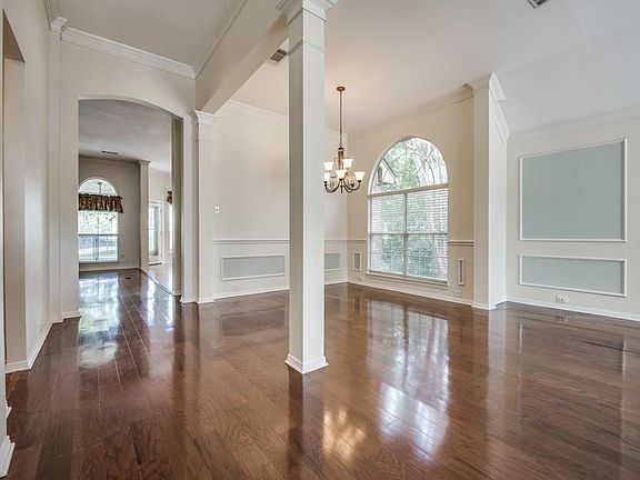 5th image of 2702 Northview Dr