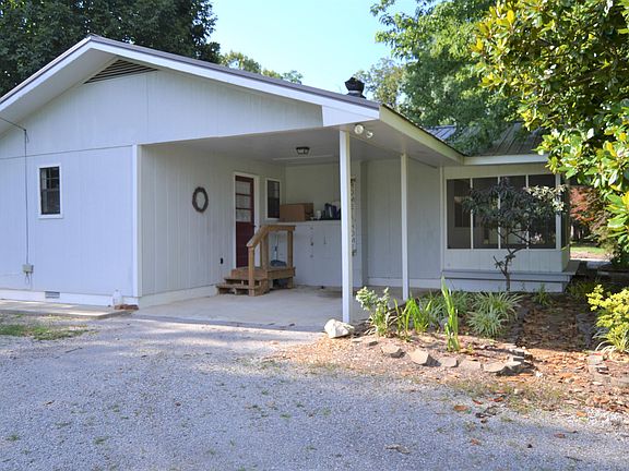 4th image of 125 Suggs Ln
