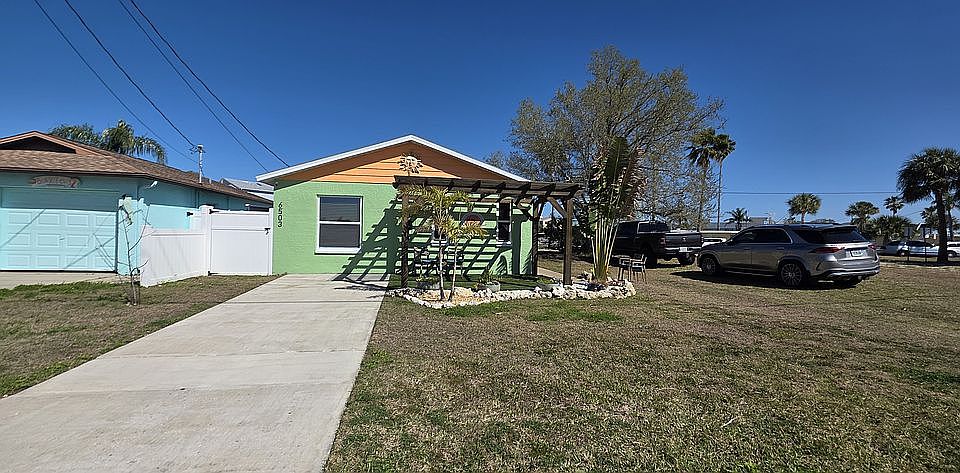 1st image of 6503 Lonnie Lee Ln