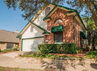 3001 Everest Dr, Bedford, TX 76021