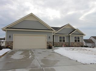 8609 Kingsway Ln, Sturtevant, WI 53177