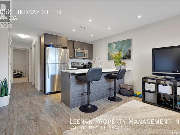 3rd image of 2058 Lindsay St #B