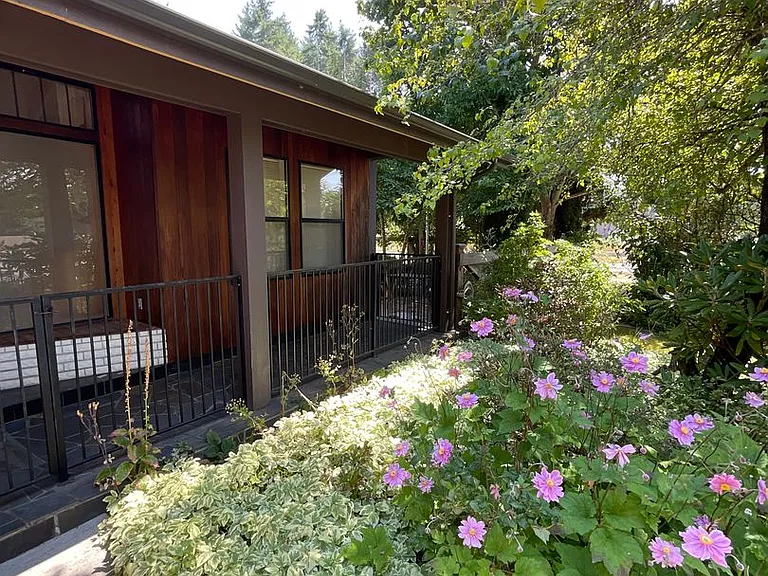 11246 Airpark Ln SE — Photo 3