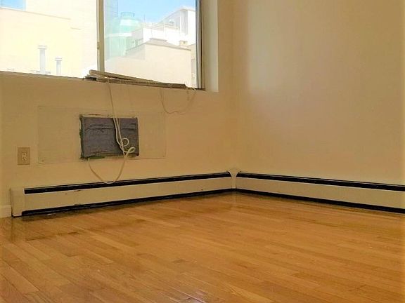 5th image of 135-37 37th Ave APT 3C