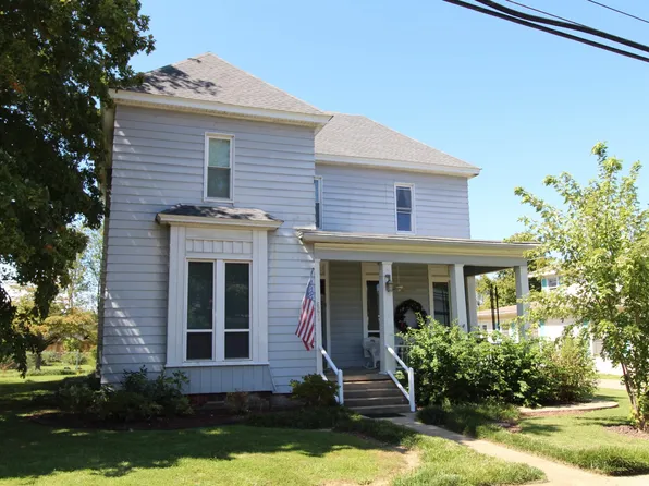 527 S 7th St, Mayfield, KY 42066