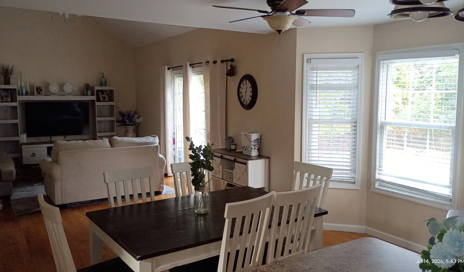 1483 Earie Way — Photo 4