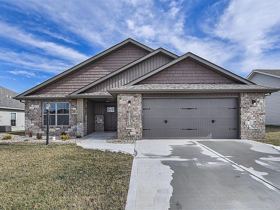 1st image of 2442 Jane Cir