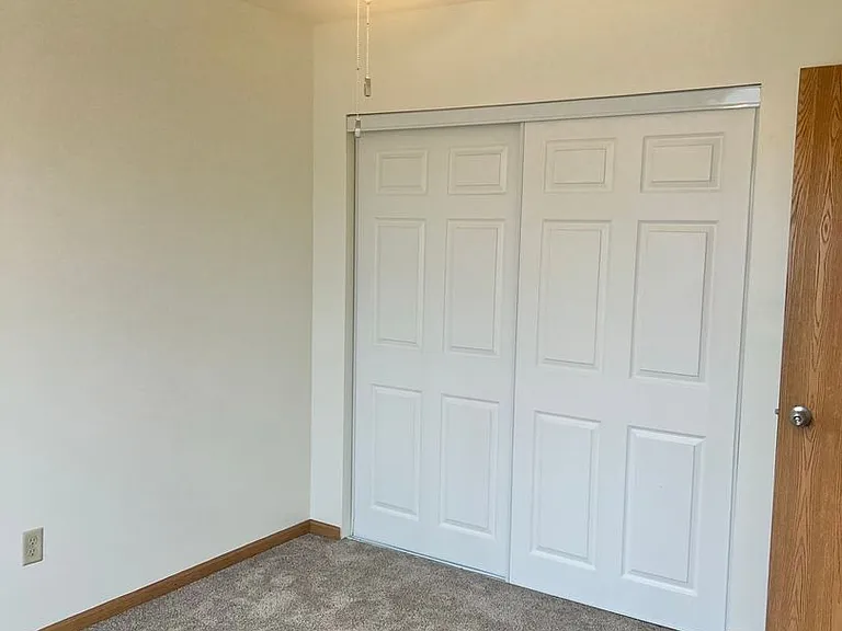 136 Milwaukee St — Photo 4
