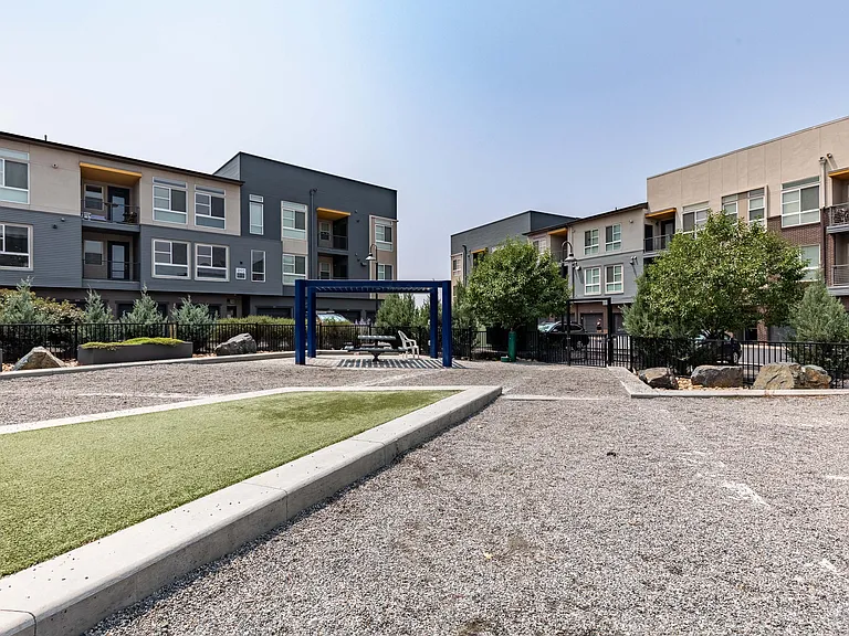 Encore Evans Station Apartments — Photo 6