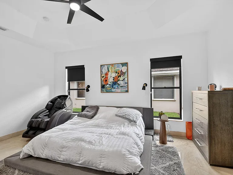 10337 Trianon Pl — Photo 41