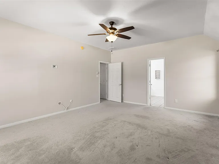 7419 Chathan Glen Ln — Photo 27