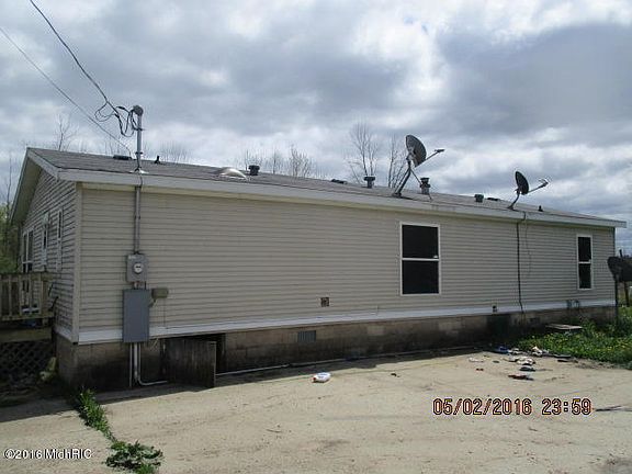 3rd image of 62655 County Road 388