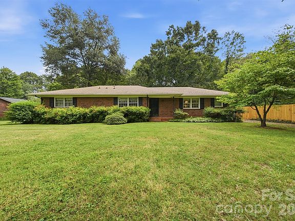 2nd image of 4913 S New Hope Rd