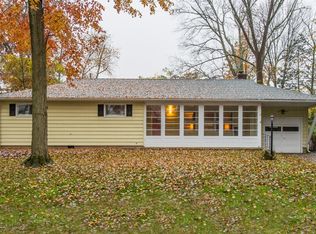 3 Woodfield Dr, Whippany, NJ 07981