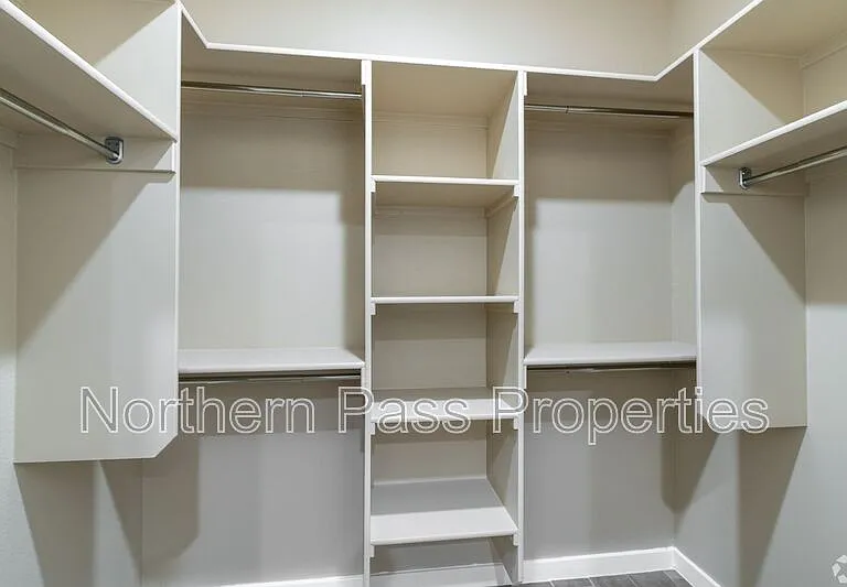 9779 McCombs St #D-6 — Photo 11