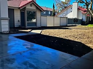 1026 James Ct, Lancaster, CA 93535